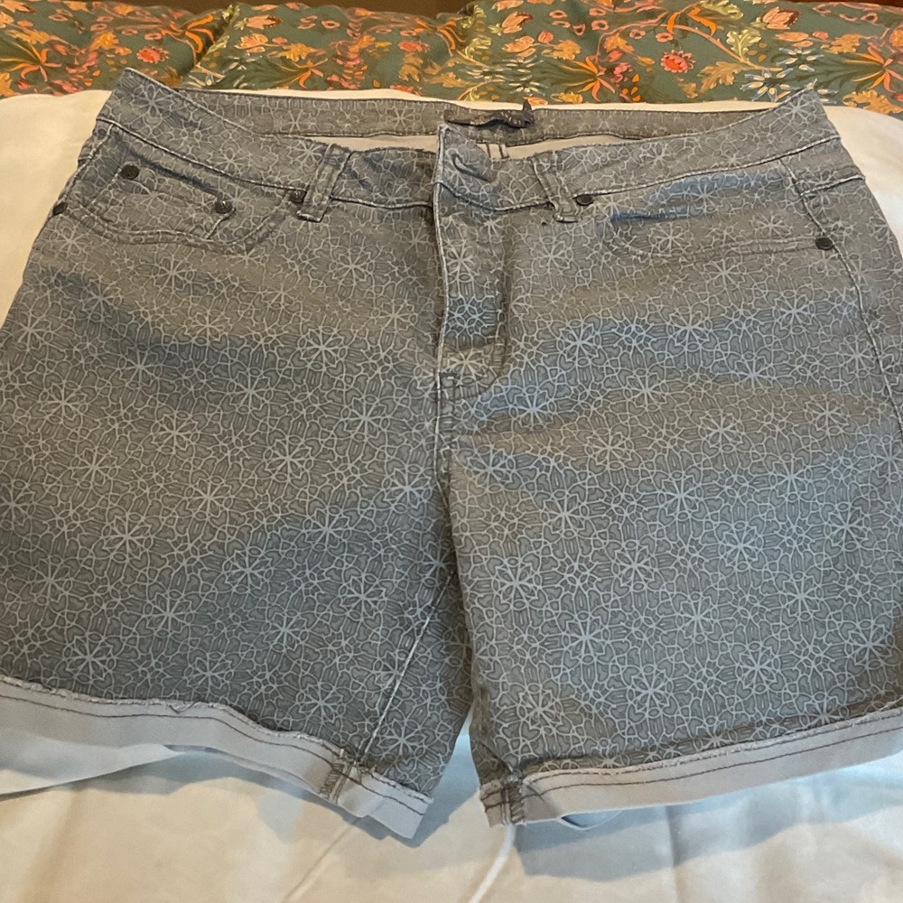 Prana Gray Floral Jean Shorts